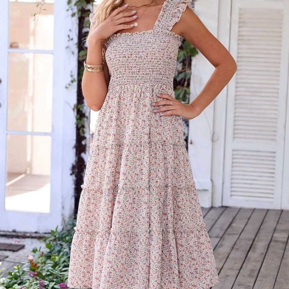 Floral Smocked Maxi Dress🌸